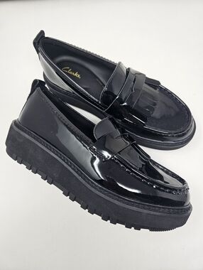 Clarks Orianna Women’s Black Patent Leather Platform Penny Loafers 7M